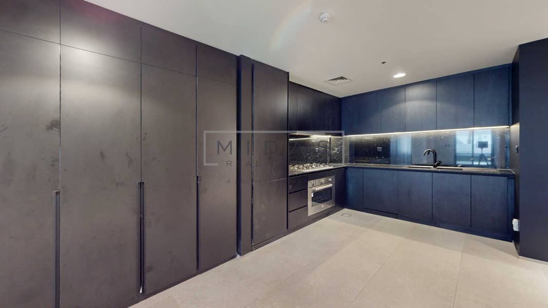 16 MIDAS-SH-Living-Unit-105-06242026_102602. jpg