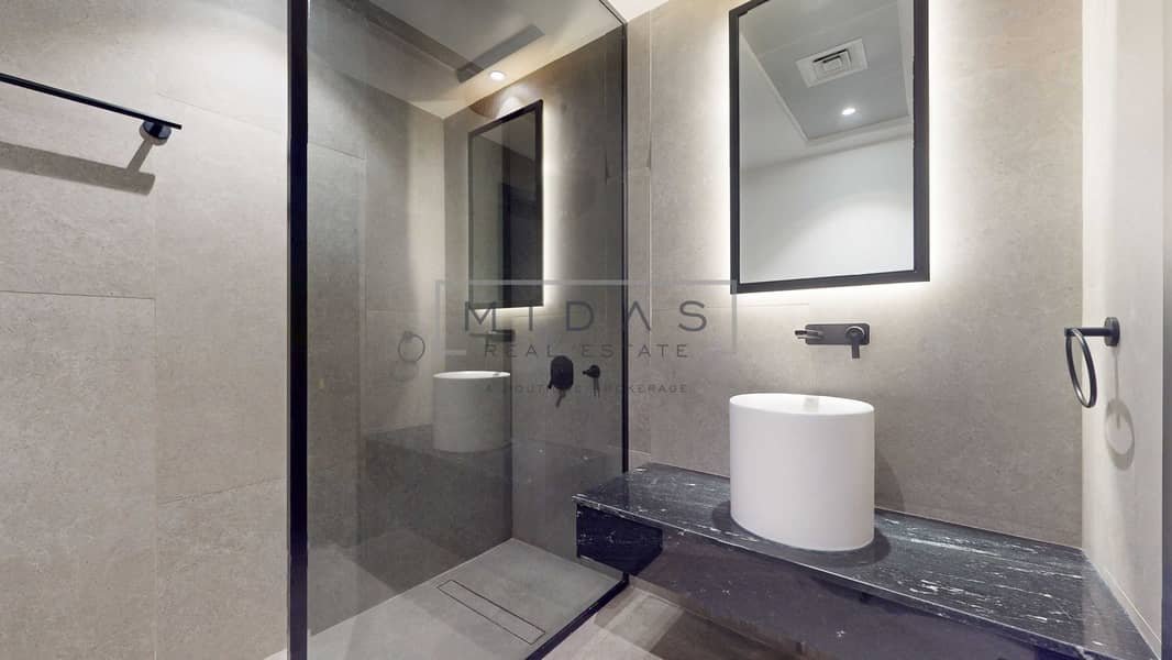 24 MIDAS-SH-Living-Unit-105-06242026_103710. jpg