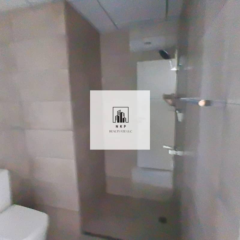 6 e6c9d514-d8ed-4414-af5f-b0850ea953a0. jpeg