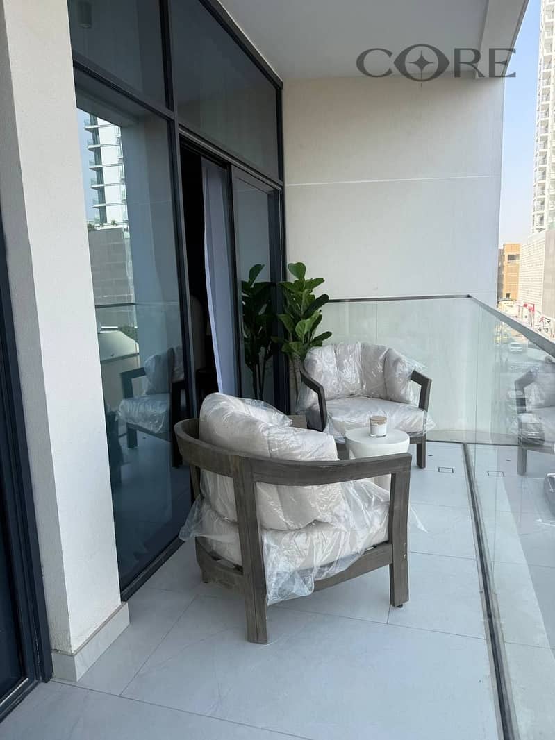 STUNNING FULLY FURNISHED 1BR APARTMENT - Image 12