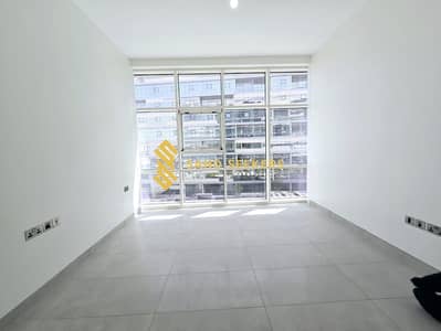 3 Bedroom Flat for Sale in Al Raha Beach, Abu Dhabi - WhatsApp Image 2026-07-02 at 10.15. 31 AM. jpeg 3 Bedroom Flat for Sale in Al Raha Beach, Abu Dhabi - WhatsApp Image 2026-07-02 at 10.15. 31 AM. jpeg