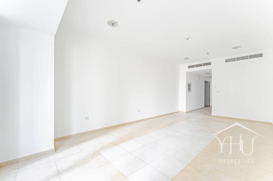 High ROI | Vacant | Stunning Views | Spacious High ROI | Vacant | Stunning Views | Spacious