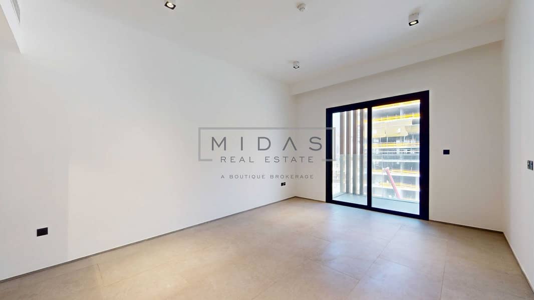 3 MIDAS-SH-Living-Unit-1012-06242026_095959. jpg