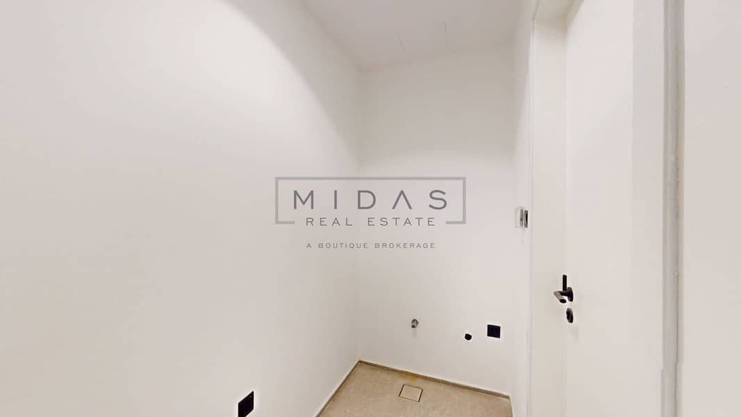7 MIDAS-SH-Living-Unit-1012-06242026_100326. jpg