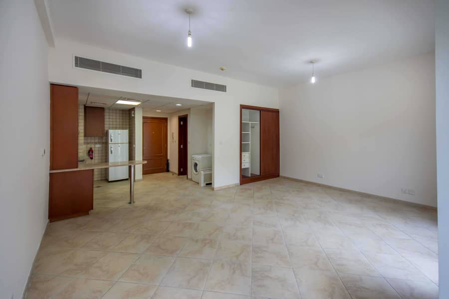 Spacious | Unfurnished | Available 1st of August Spacious | Unfurnished | Available 1st of August