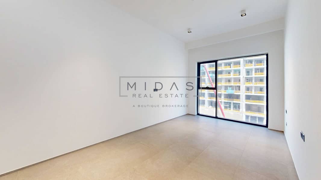3 -MIDAS-SH-Living-Unit-413-06242026_110457. jpg
