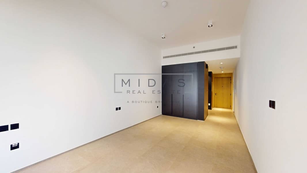 4 -MIDAS-SH-Living-Unit-413-06242026_110539. jpg