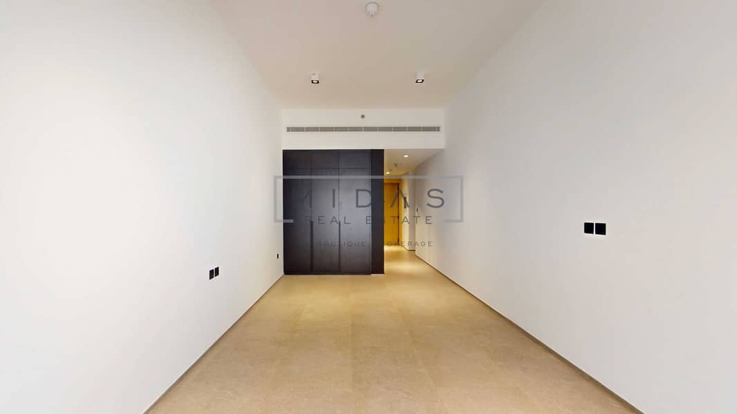 5 -MIDAS-SH-Living-Unit-413-06242026_110611. jpg