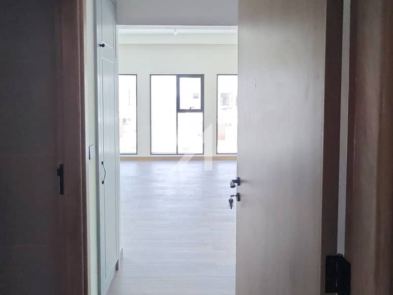 4 image_3