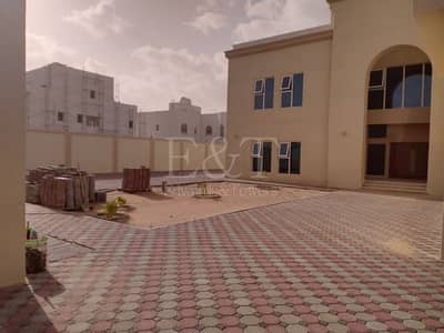 I Amazing Villa with Private Parking & Maid Room I I Amazing Villa with Private Parking & Maid Room I