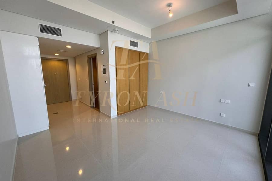 Vacant on Transfer | High ROI Studio Vacant on Transfer | High ROI Studio