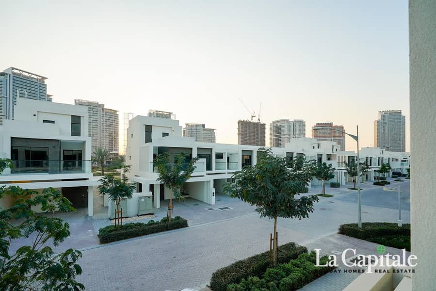 BACK TO BACK | RENTED | EXCLUSIVE CLUSTER BACK TO BACK | RENTED | EXCLUSIVE CLUSTER