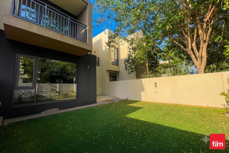 Best Deal | Great Condition | Vacant Best Deal | Great Condition | Vacant