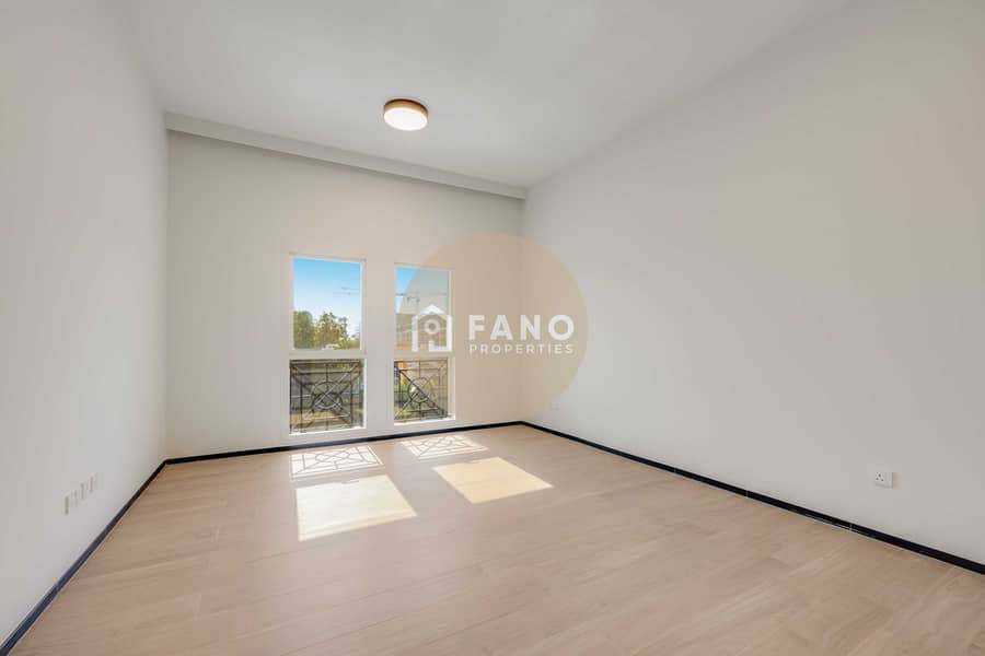 7 Bedroom. jpg