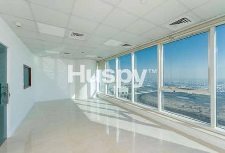 Office for Rent in Business Bay, Dubai - Fitted Office | Community View | High Floor Office for Rent in Business Bay, Dubai - Fitted Office | Community View | High Floor