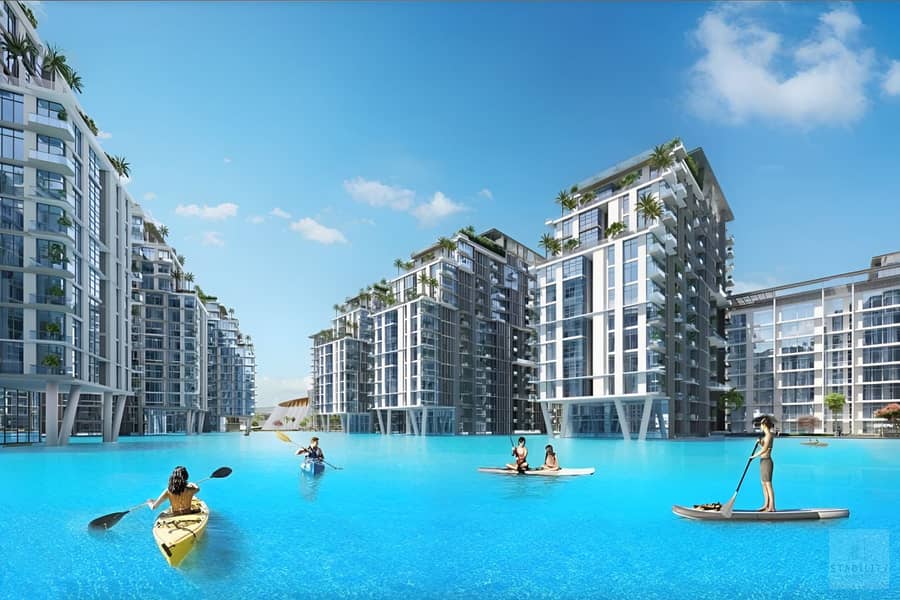 7 azizi-venice_z4v3Q_xl. jpg
