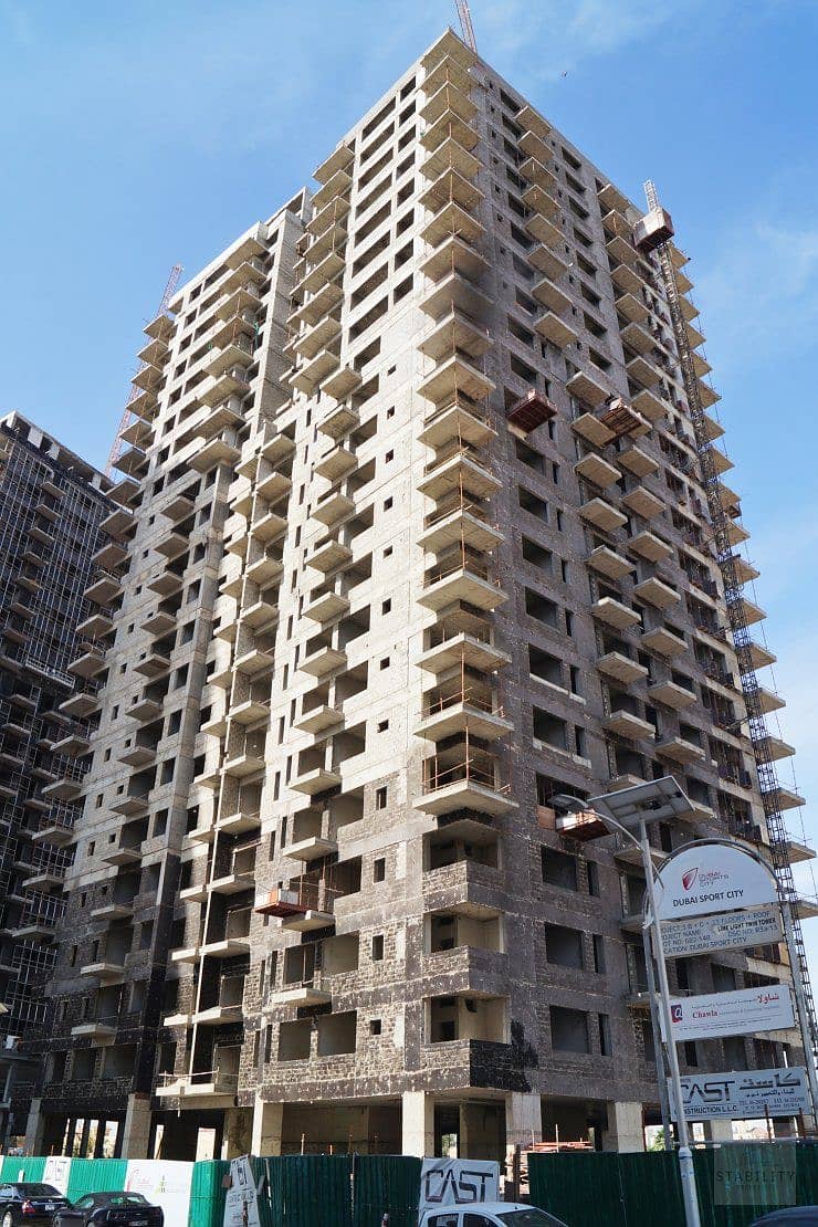 3 limelight-twin-towers-15853_xl. jpg