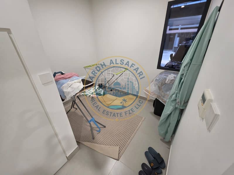25 1001020081. jpg