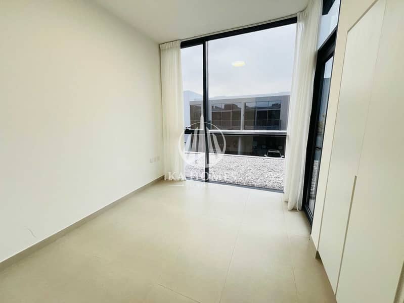 9 WhatsApp Image 2025-12-09 at 12.58. 31 PM (1). jpeg