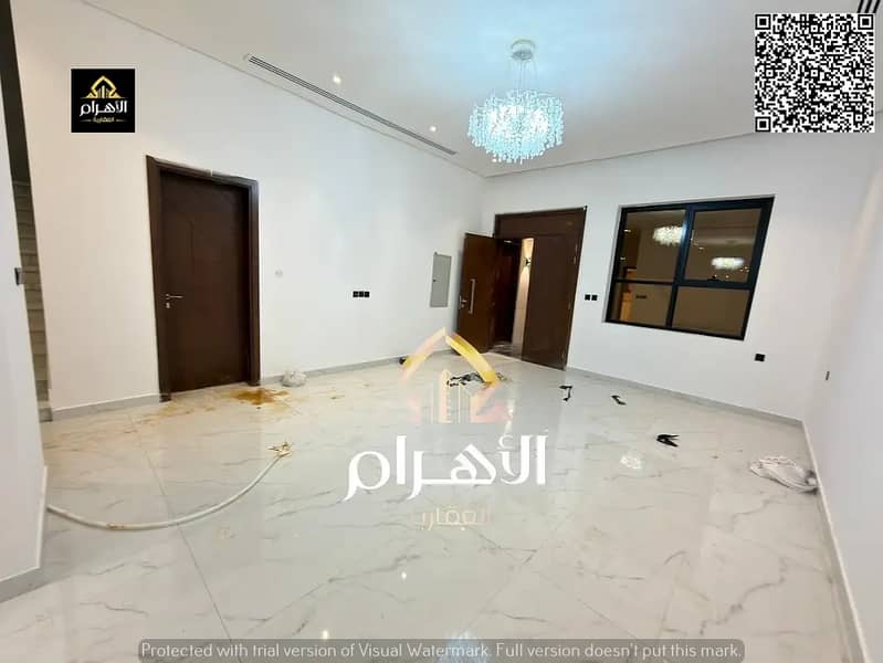 12 848990541-1066x800. webp