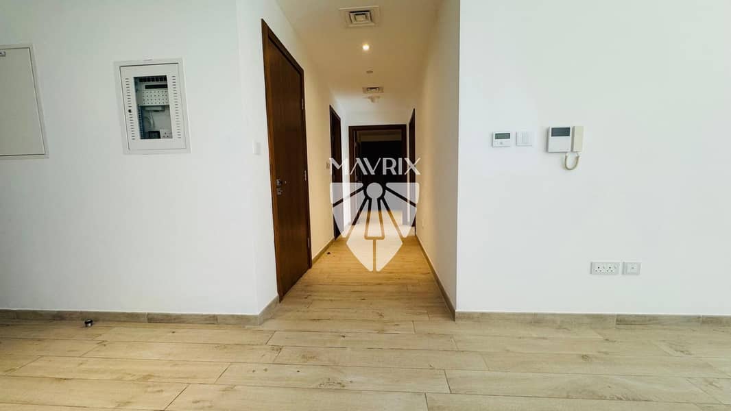 5 Image 5