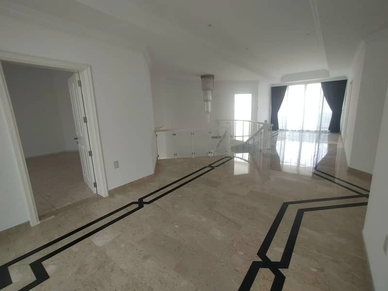 Villa in Umm Suqeim,Umm Suqeim 1, 5 slaapkamers, 1400000 AED - 13091160 Villa in Umm Suqeim,Umm Suqeim 1, 5 slaapkamers, 1400000 AED - 13091160