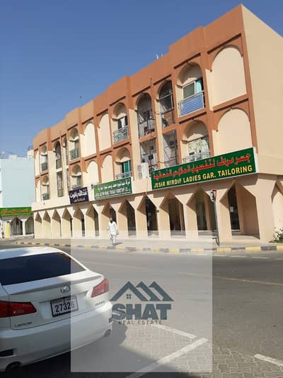 مبنی تجاري للبيع في المجرة، الشارقة - 8f0ad334-3210-4a67-995f-88850068a5df. jpg مبنی تجاري للبيع في المجرة، الشارقة - 8f0ad334-3210-4a67-995f-88850068a5df. jpg