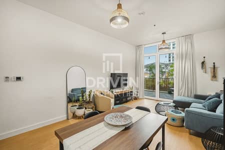 2 Bedroom Flat for Sale in Jumeirah Village Circle (JVC), Dubai - Modern Apt with Maids Room | Prime Area | Vacant