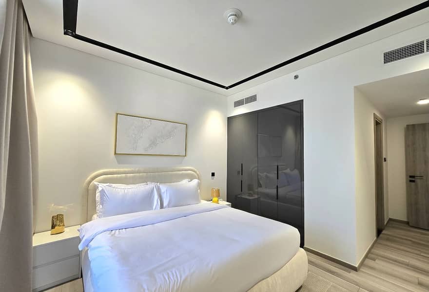 7 Image 7