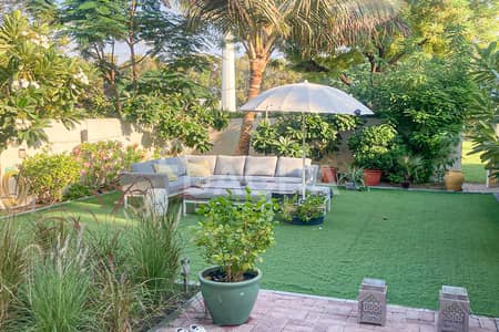 Villa de 3 chambres à à louer à The Springs, Dubai - Villa à The Springs，The Springs 15, 3 chambres, 220000 AED - 15695224