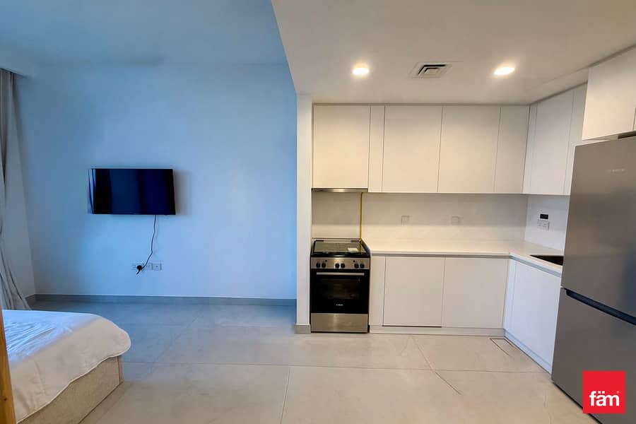 Cozy Home | Brand New | Fully Furnished | Flexible - Image 6