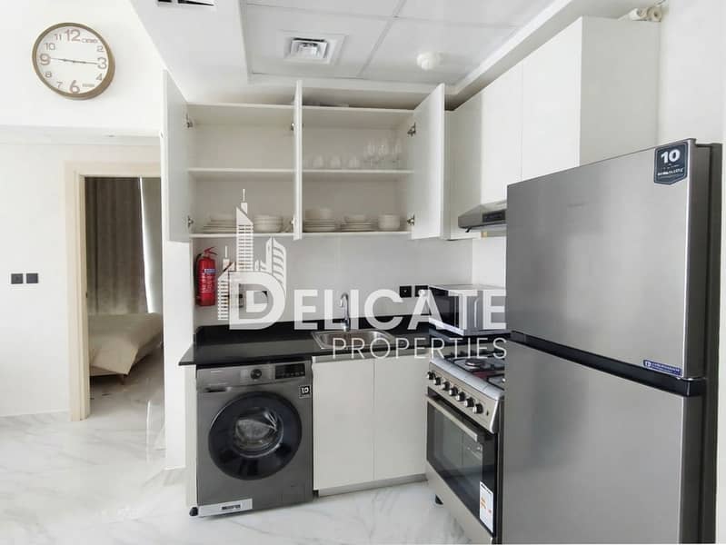 6 Kitchen. jpg