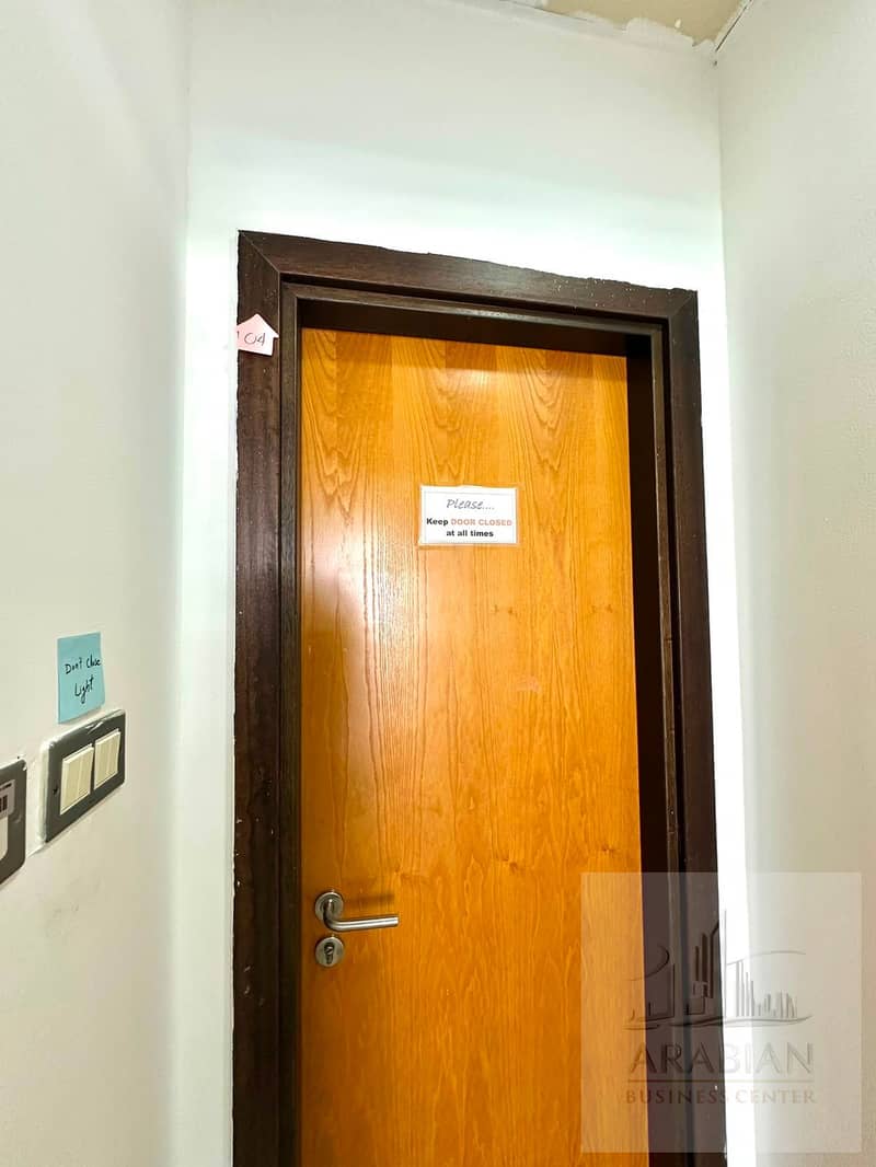 23 DOOR. jpeg