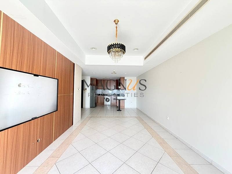 READY TO MOVE | UNFURNISHED | SEA VIEW READY TO MOVE | UNFURNISHED | SEA VIEW