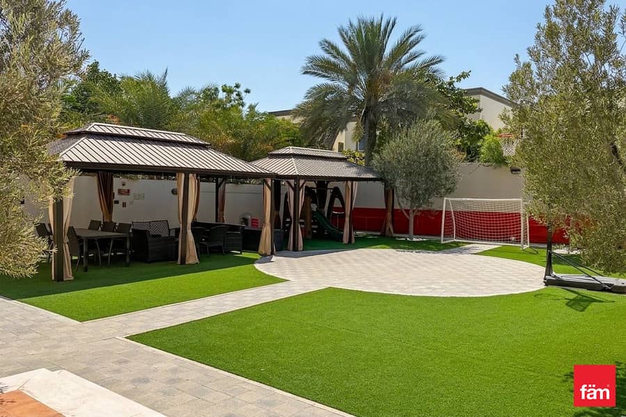 Well maintained extended 3 bedroom villa Well maintained extended 3 bedroom villa
