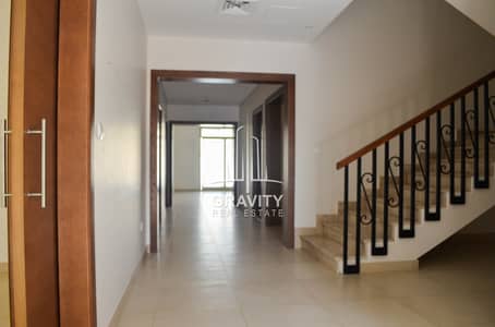 5 Bedroom Villa for Sale in Al Raha Golf Gardens, Abu Dhabi - Superb 5BR Villa w/ pool in Golf Garden 5 Bedroom Villa for Sale in Al Raha Golf Gardens, Abu Dhabi - Superb 5BR Villa w/ pool in Golf Garden