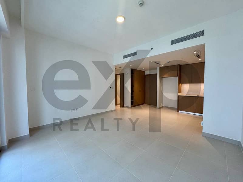 New | Vacant on Transfer | Corner Unit New | Vacant on Transfer | Corner Unit