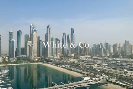 2 Camere Appartamento in Vendita a Dubai Harbour, Dubai - Appartamento a Dubai Harbour，Emaar Beachfront，Marina Vista，Marina Vista Tower 2, 2 camere da letto, 4299000 AED - 15697404
