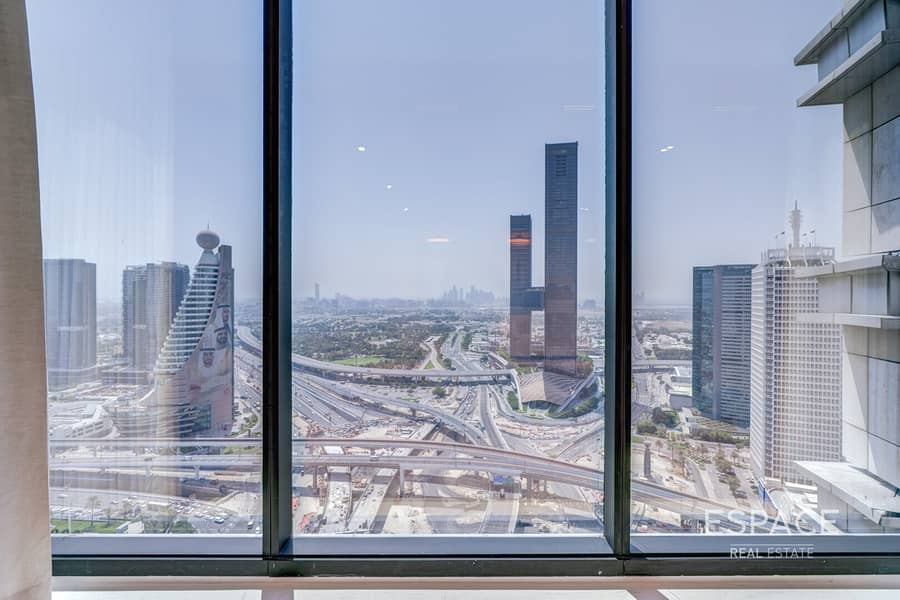 Panoramic Views | High Floor | Near Metro Panoramic Views | High Floor | Near Metro