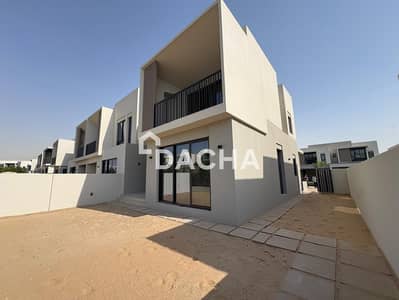 4 Bedroom Townhouse for Rent in Jebel Ali, Dubai - Landscaped | Single Row | Corner | E3 | Park Close 4 Bedroom Townhouse for Rent in Jebel Ali, Dubai - Landscaped | Single Row | Corner | E3 | Park Close