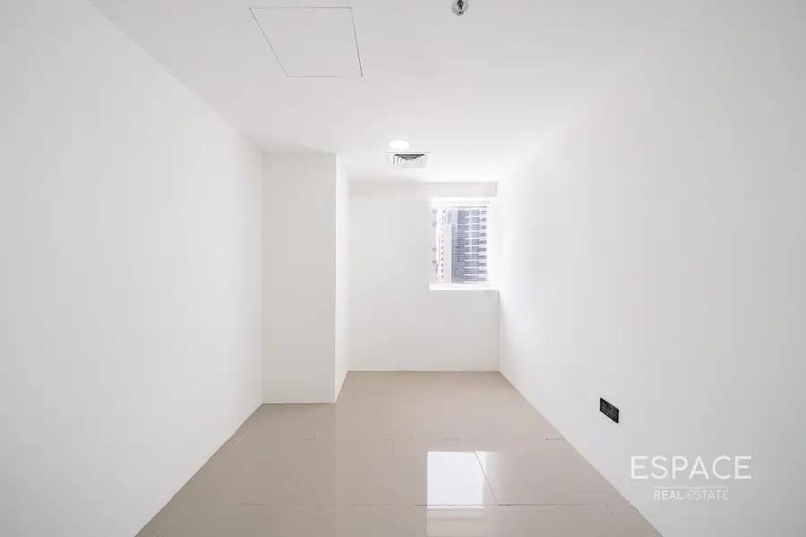 Premium Tower | Bright Office | Prime Location