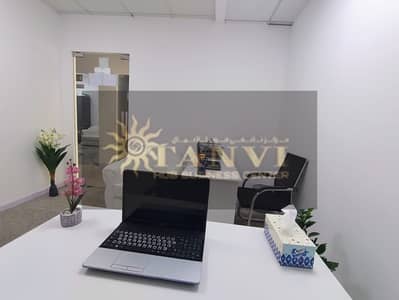 Office in Affitto a Deira, Dubai - 9b7ebb1e-3da4-412f-a80c-05463eebef88. jpg