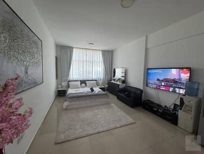 Studio for Sale in Dubai Sports City, Dubai - cd22055e-ab97-4680-bc17-b9f9bd27c4e2 (1). jpg