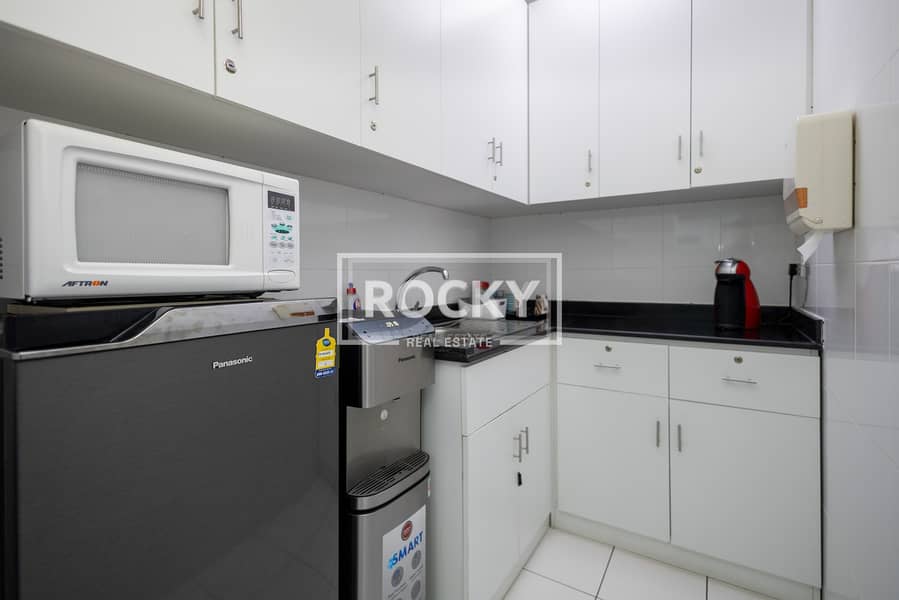 12 SZR - Latifa Tower - Office - 2203B-9. jpg