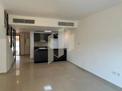3 habitaciones Villa para en Alquiler en Al Reef, Abu Dhabi - 1 (5). jpg