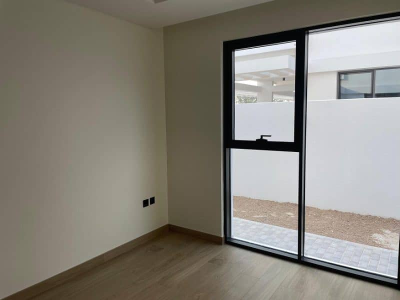 9 5 bedroom pictures-08