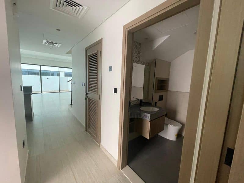 12 5 bedroom pictures-04