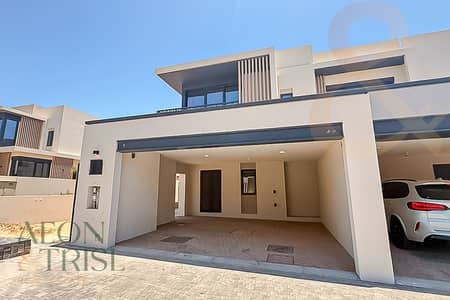 4 habitaciones Townhouse para en Alquiler en Jebel Ali, Dubai - Casa adosada en Jebel Ali,Jebel Ali Village,Jebel Ali Village Townhouses, 4 dormitorios, 370000 AED - 15700969 4 habitaciones Townhouse para en Alquiler en Jebel Ali, Dubai - Casa adosada en Jebel Ali,Jebel Ali Village,Jebel Ali Village Townhouses, 4 dormitorios, 370000 AED - 15700969