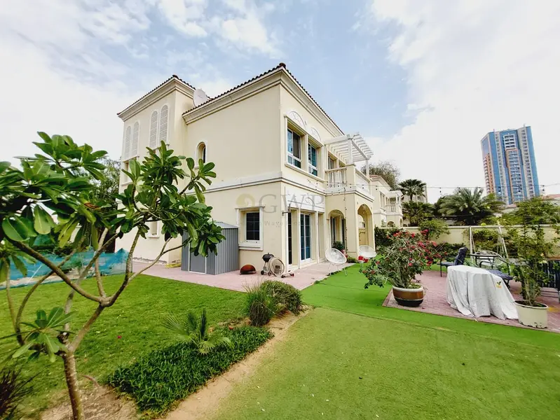 Prime Location | Stunning Garden | Available