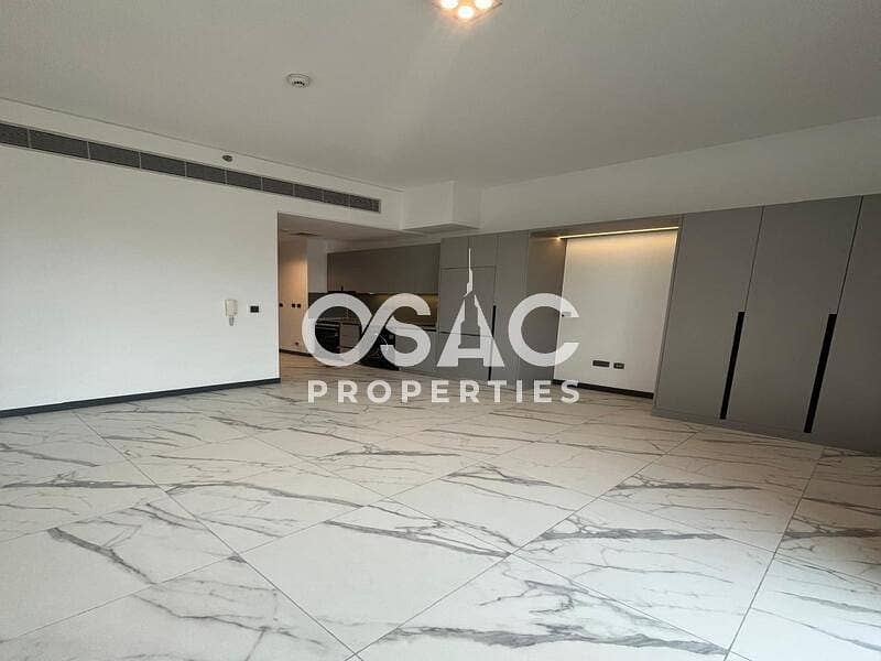 Bright and Spacious | Modern Living | 3 Cheques Bright and Spacious | Modern Living | 3 Cheques